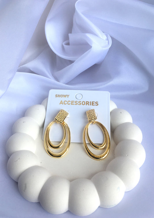 PERLİSS Zirkon Taşlı Oval Sarmal Küpe, Gold Kaplama Oval Küpe