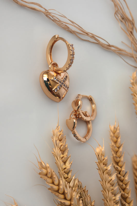 Çelik Gold 3’lü Küpe Seti X Detaylı Kalp Küpe Zirkon Taşlı Küpe